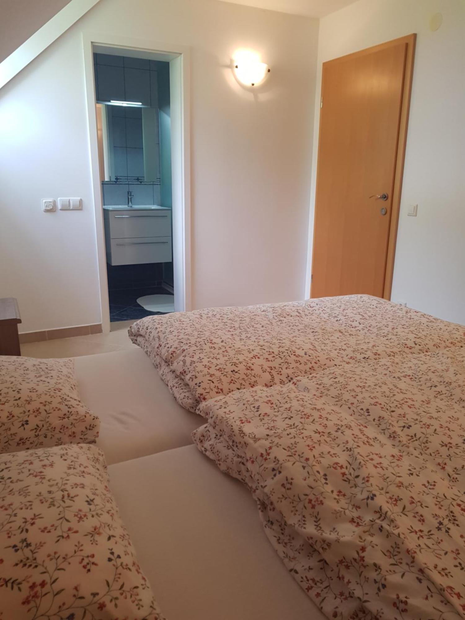 Wine House Kaloh Villa Марибор Екстериор снимка